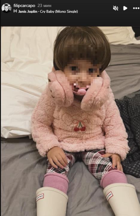 Filip Car pokazao ćerkicu