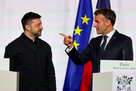 Pariz sastanak Emanuel Makron Volodimir Zelenski