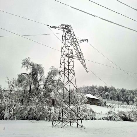 MALI ZVORNIK - Popustio.jpg