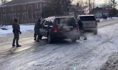 pucanjava u Mineapolisu