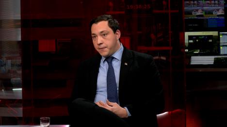 Sequence 21.00_25_24_06.Still003.jpg