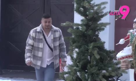 Terza slomljen nakon skandala na krštenju