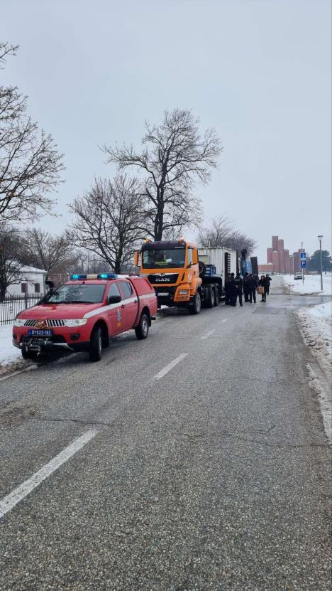 IMG-829f93a6c266667006ea58f1f06a2569-V (1).jpg