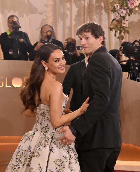 Mila Kunis, Ešton Kučer