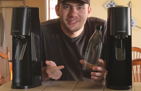 Jutjuber tvrdi da je otkrio tajni recept Koka Kole