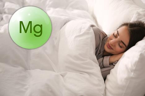 magnezijum/devojka spava u krevetu