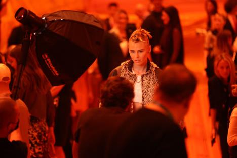 Loren Vaser je devojka sa zlatnim nogama