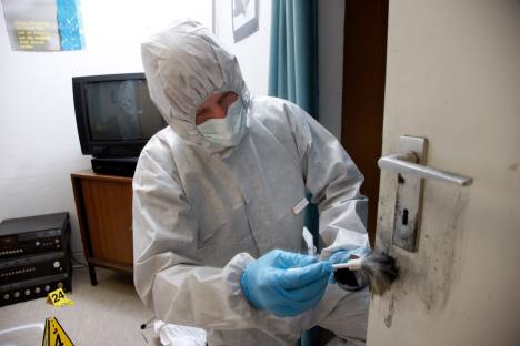 forenzičar, mesto zločina