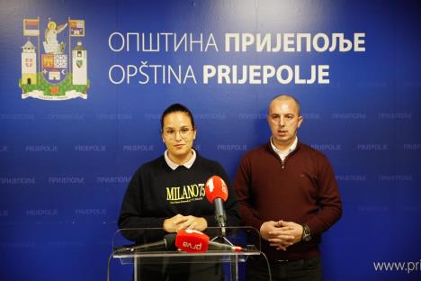 Foto Ministarstvo ZZS - Ministarka Pavkov i predsednik op. Prijepolje Drago Popadić.jpeg