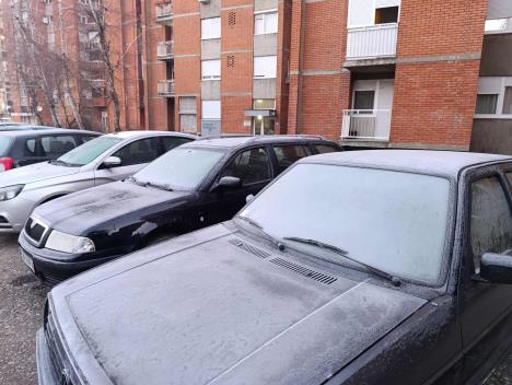 LOZNICA - Minus osam.jpg