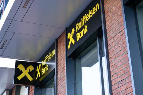 Raiffeisen banka Foto 1.jpg