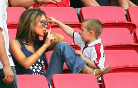 Viktorija Bekam, Bruklin Bekam na utakmici