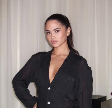 Kim Turnbul snaja Bekamovih, devojka Romea Bekama (2).jpg