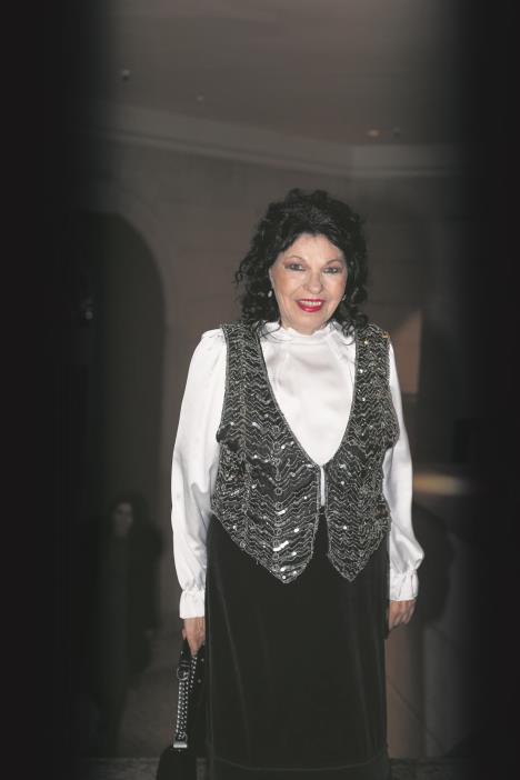 Beti Djordjevic ataimages1.JPG