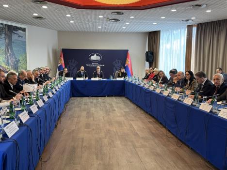 Ministarka za brigu o porodici i demografiju Jelena Žarić Kovačević na sednici Vlade Srbije na Tari