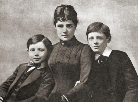 Dženi Džerom sa sinovima Vinstonom i Džonom