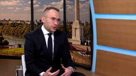 Sequence 07.00_55_08_03.Still001.jpg