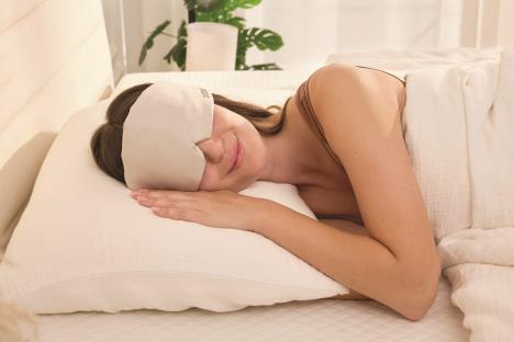 DORMEO ENERGY SLEEP MASK image (7) EDIT.jpg