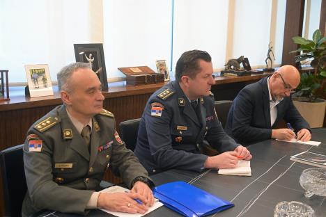 sastanak Bratislava Gašića sa predstavnicima 14. oktobar