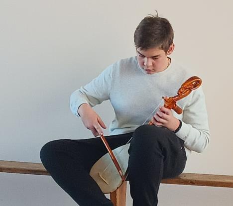 Najmlađi guslar foto s.u..jpg