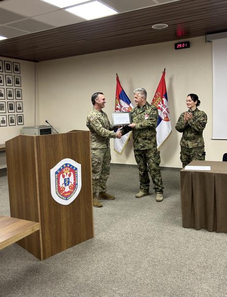 Oficir Vojske Srbije dobitnik prestižnog priznanja Udruženja veterinara Sjedinjenih Američkih Država