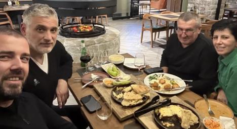 Čedomir Jovanović sa roditeljima Ace Kosa