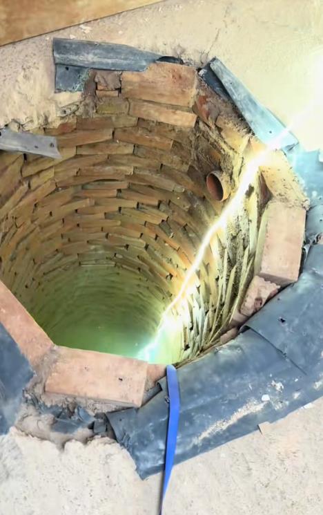 Tajni bunar ispod kuhinjskog poda u kući iz 1897. godine (7).png