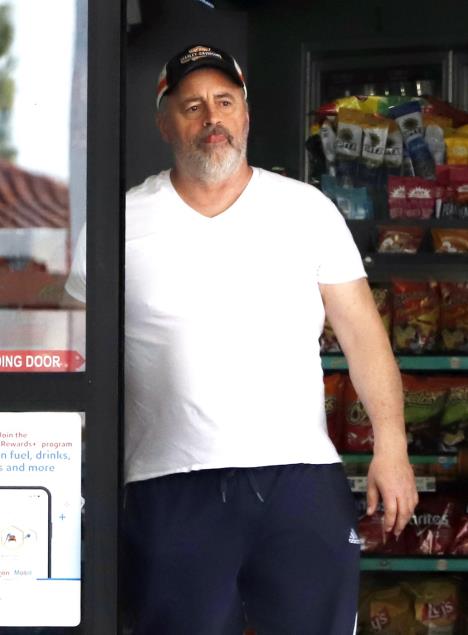 Met Leblank u ležernom izdanju na benzinskoj pumpi