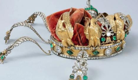 Luvr kruna pljačka Luvra.jpg