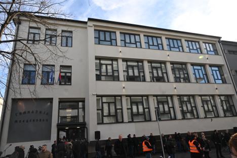 Gimnazija u Mladenovcu pre i posle (13).jpeg