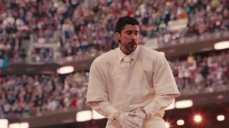 Bed Bani nastupa na poluvremenu Superboula LX uz poruku ljubavi i jedinstva