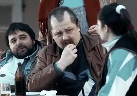 Srđan Miletić u filmu Sedam i po