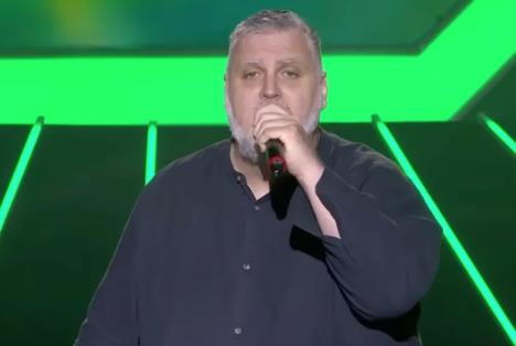 Pevač postao tata nakon 15 godina borbe za potomstvo