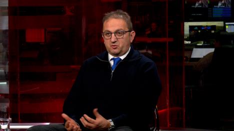 Sequence 02.00_27_25_18.Still003.jpg