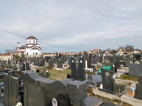 LOZNICA - Manje sahrana.JPG