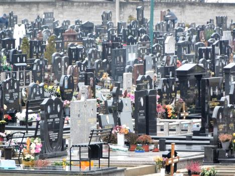 LOZNICA - Gradsko groblje.JPG