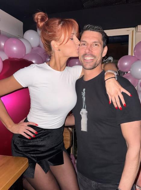 Anja Mit ljubi dečka košakršaka Vladimira Petrovića