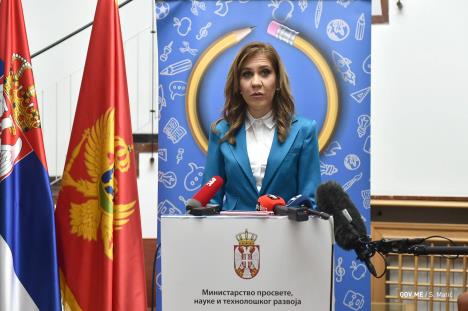 x01 Beta Sasa Matic.jpg