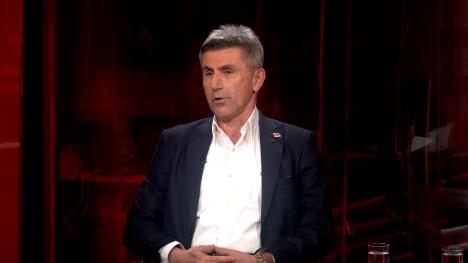 Sequence 03.00_09_23_10.Still002.jpg