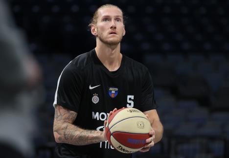 Dilan Osetkovski KK Partizan