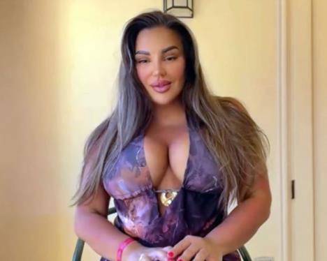 Dunja Popović pokazala dekolte