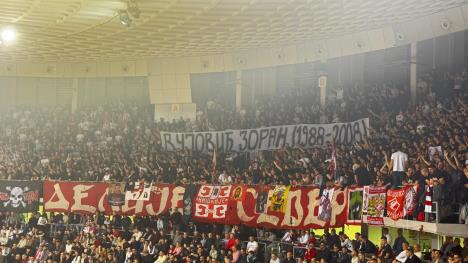 Delije odale počast Zoranu Vujoviću