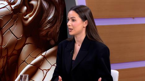 Sequence 01.01_53_41_00.Still008.jpg