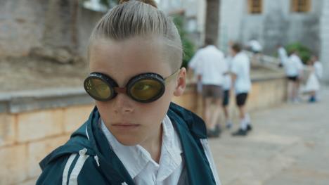 Gospodar oluje, Kadar iz filma 1.jpg