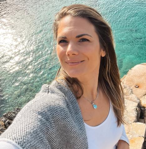 Maja Novak, stjuardesa na jahti, u Drveniku