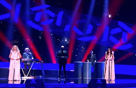 Sanja Ilić i Balkanika - Nova deca.jpg