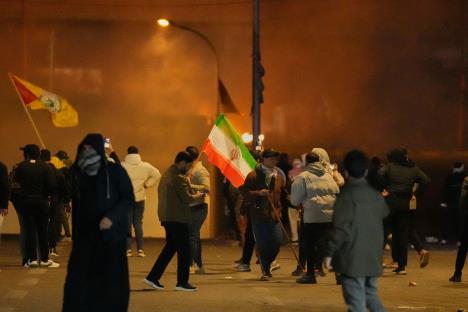 xxx AP Hadi Mizban.jpg