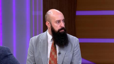 Sequence 01.00_12_47_06.Still002.jpg