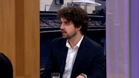 Sequence 01.00_12_12_08.Still002.jpg