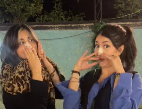 Viralne influenserka na operaciji nosa tokom sukoba u Iranu